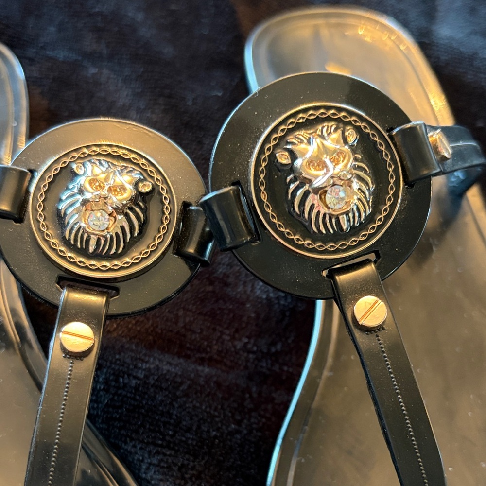 Black Jelly Sandals with Lion Medallion Aldo size 6 new
